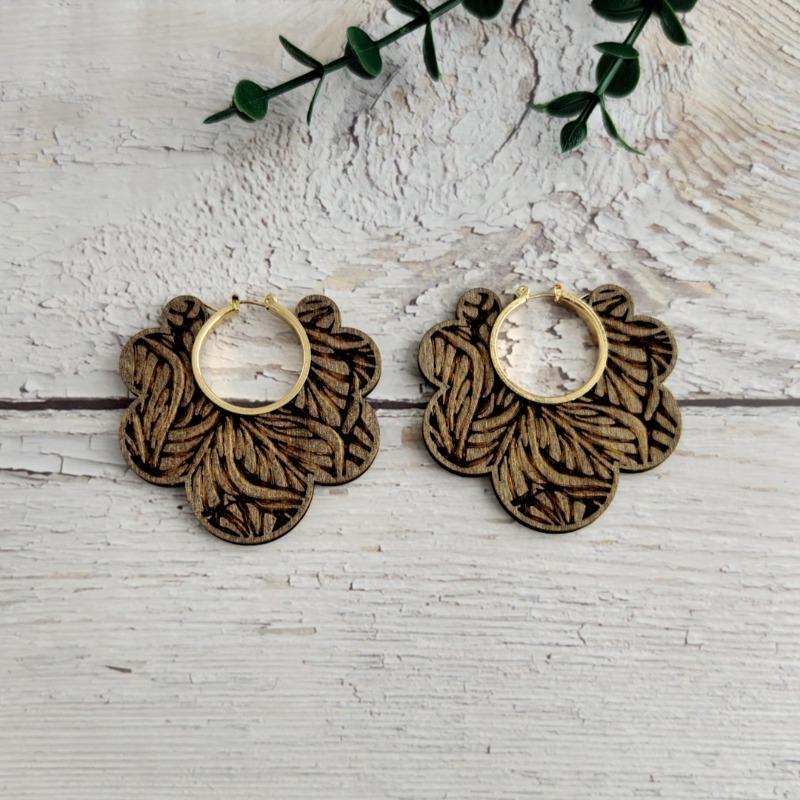 

European and American wood earrings, retro exaggerated personality European pattern engraving earrings