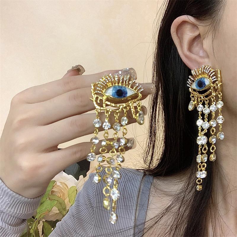 Devil Eye Earrings Women European American Style Personality Crystal Tassel Dangle Earrings Party Halloween Zircon
