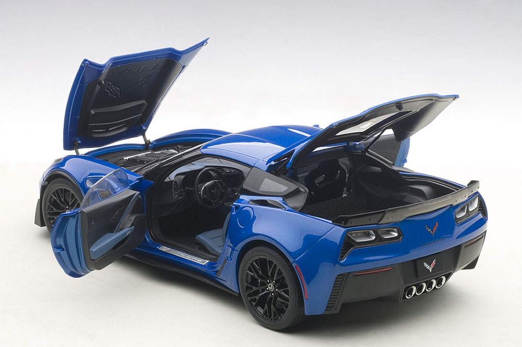 AUTOart Chevrolet Corvette Z06 Hotový produkt 1/18 (C7) (Modrý)