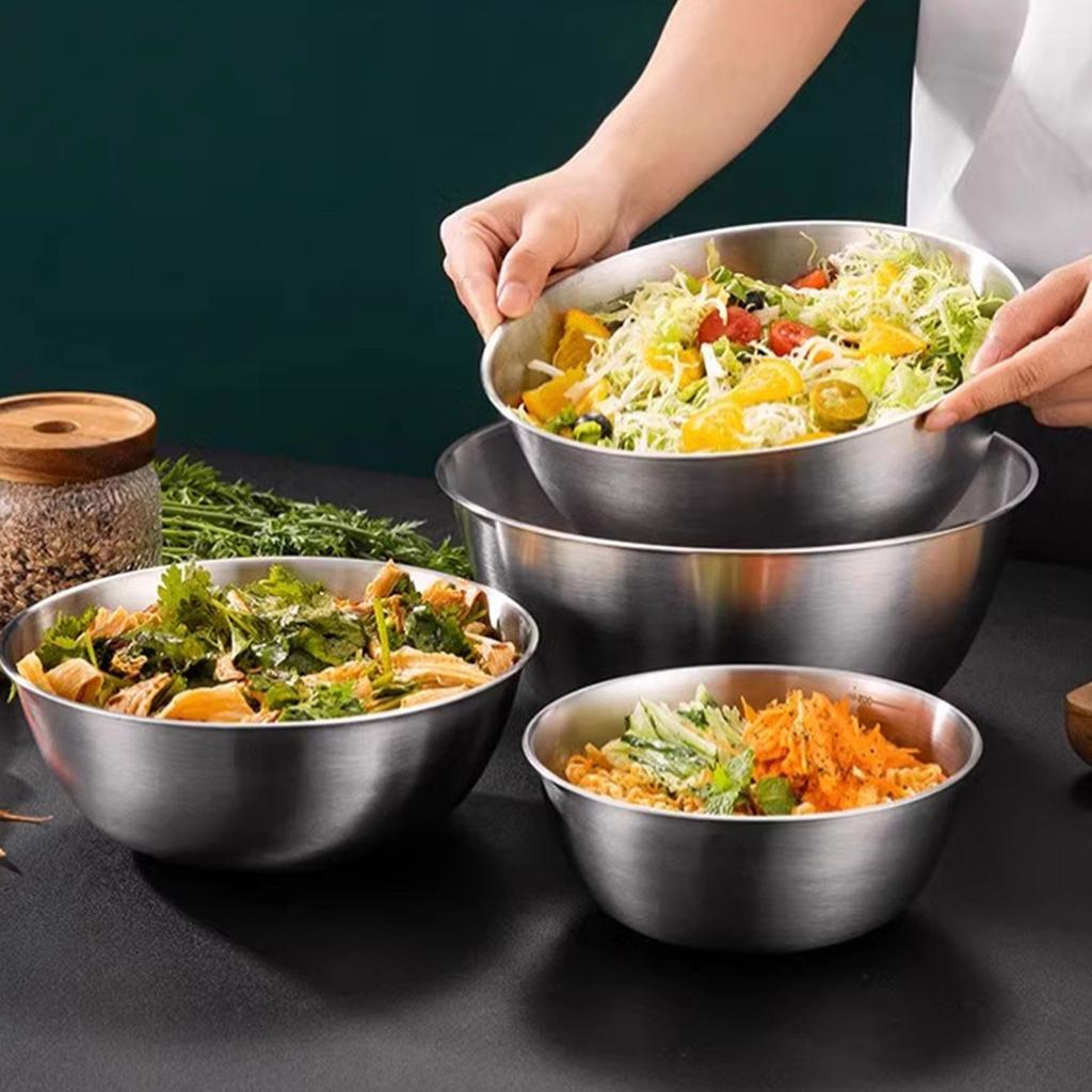 Set of 3 Practical Stainless Steel Food Storage Bowls Mixing Bowl with Graduated Measurements for Baking and Kneading