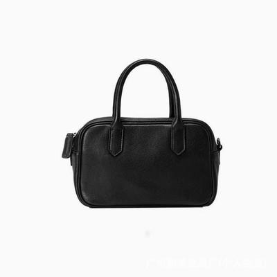 Wide and Wide Bag Vegetable Tanned Cowhide Casual Versatile Messenger Bag Shoulder Handbag Bowling Bag Women