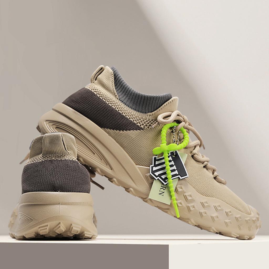 New retro dad shoes fashion men's shoes flying knitting shoes mecha shoes socks shoes versatile casual sports platform trendy shoes