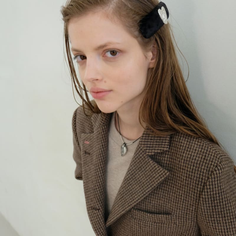 DIE ASHLYNN GERADE HERZ HAARNADEL (2 FARBEN)