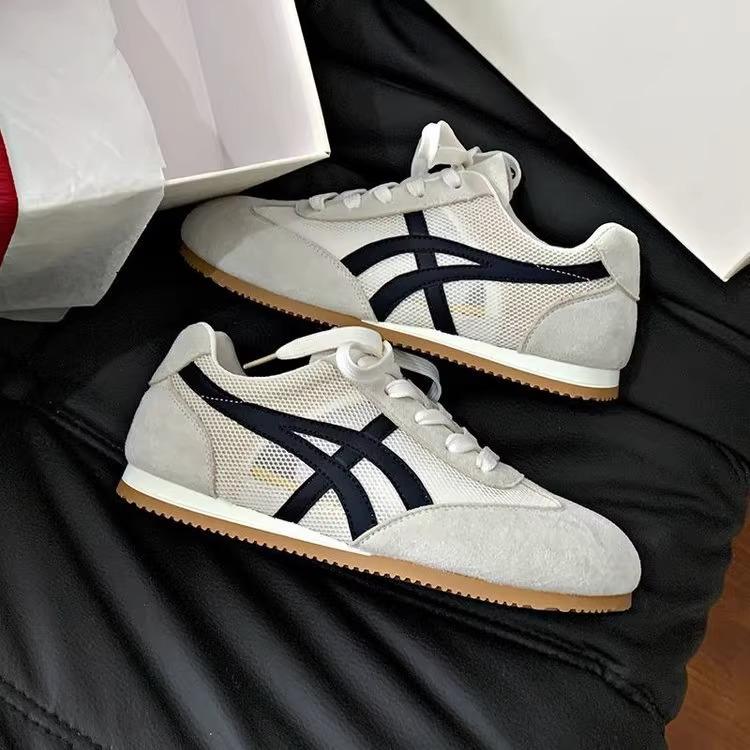 Popular mesh German training shoes women's 2025 summer new fashionable breathable sports shoes lightweight casual board shoes Forrest Gump shoes