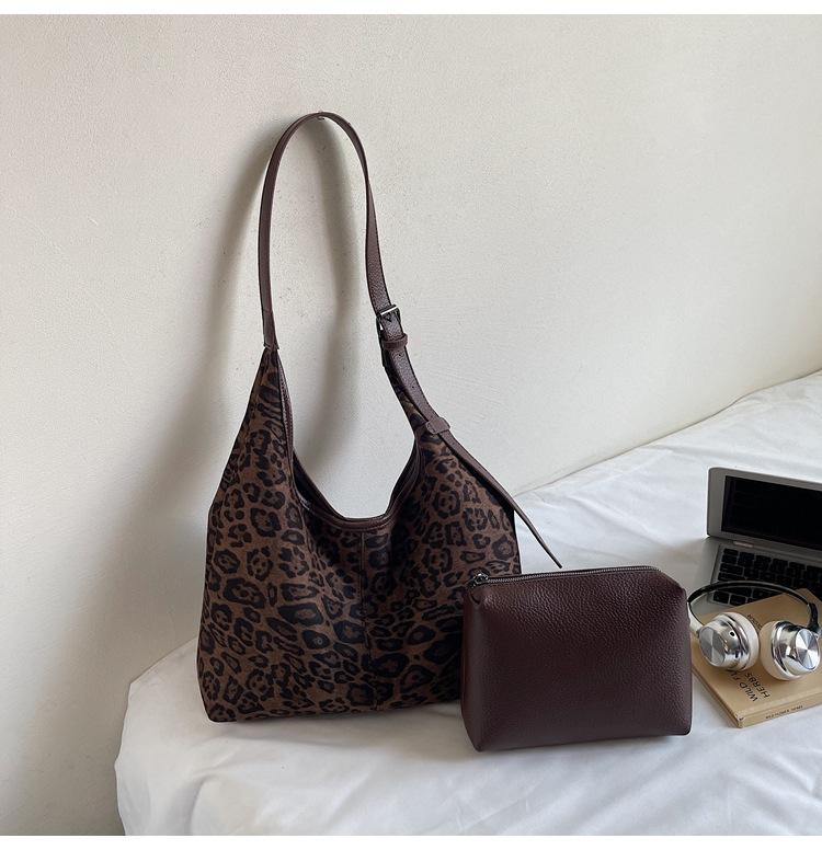 Winter Simple Large-capacity Bag Women's Simple Messenger Bag Commuter Shoulder Fashion Bag Leopard Print Shoulder Bag Tide