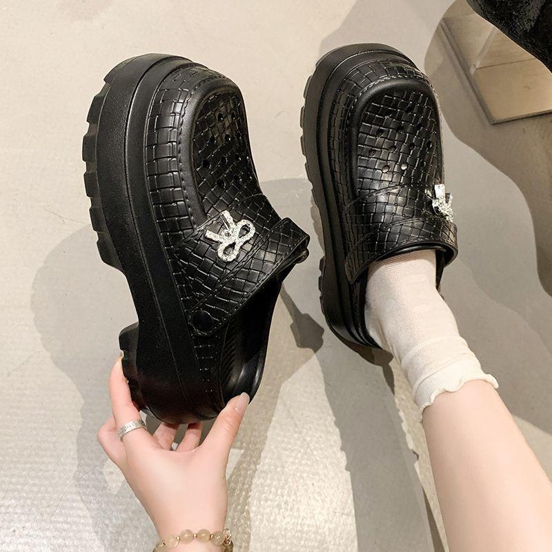 Fashion heightening new muffin women's shoes 2025 summer one-pedal lazy thick-soled bag head small slippers outside