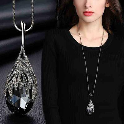 Trendy Unisex Elegant Fashion Waterdrop Shaped Jewelry Winter Necklace Femme Geometric Gifts Pendant Ladies Long Necklaces Women Sweater Chain