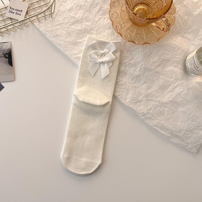 

Lolita Strawberry Bow Cotton Socks, College Style, White Mid-calf Socks, Black and White Solid Color 1 pair