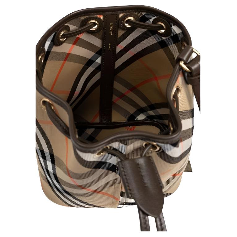 Burberry Borsa a secchiello da spalla in cotone con finiture in metallo dorato da donna Marrone 80938041