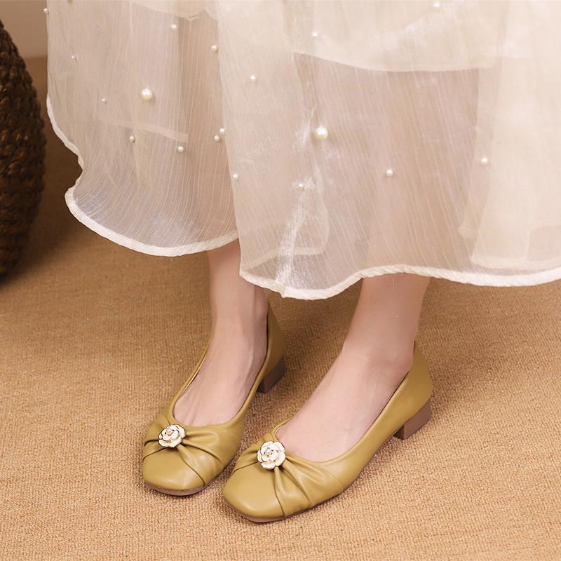 

Fashion Low Heel Shoes Summer New Square Head Shallow Mouth Pearl Metal Buckle Butterfly Knot Soft Sole Non-slip Square Heel Shoes 40 хаки