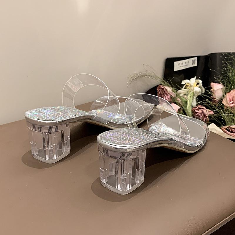 One-word PVC transparent slippers women's outer wear 2024 summer new large size square head thick heel fashion cool slippers women's shoes