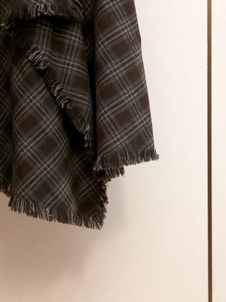 Autumn/Winter French Retro Plaid A-line Skirt with Irregular Frayed Edges