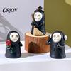 Funny Gothic Desktop Figurine Halloween Ghost Figurine, Spooky Black Robe Statue, Cute Dark Theme Party Supplies Skull Resin Ornament for Home