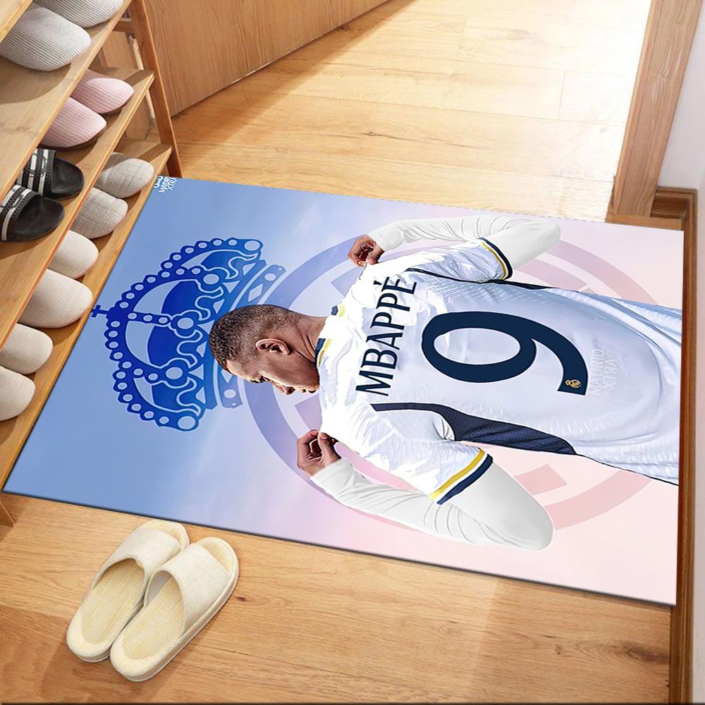 Ausgezeichnete Mbappé-Quadratteppiche sind eine großartige Wahl für Wohnzimmer, Schlafzimmer, Heimdekoration und als Geschenke.