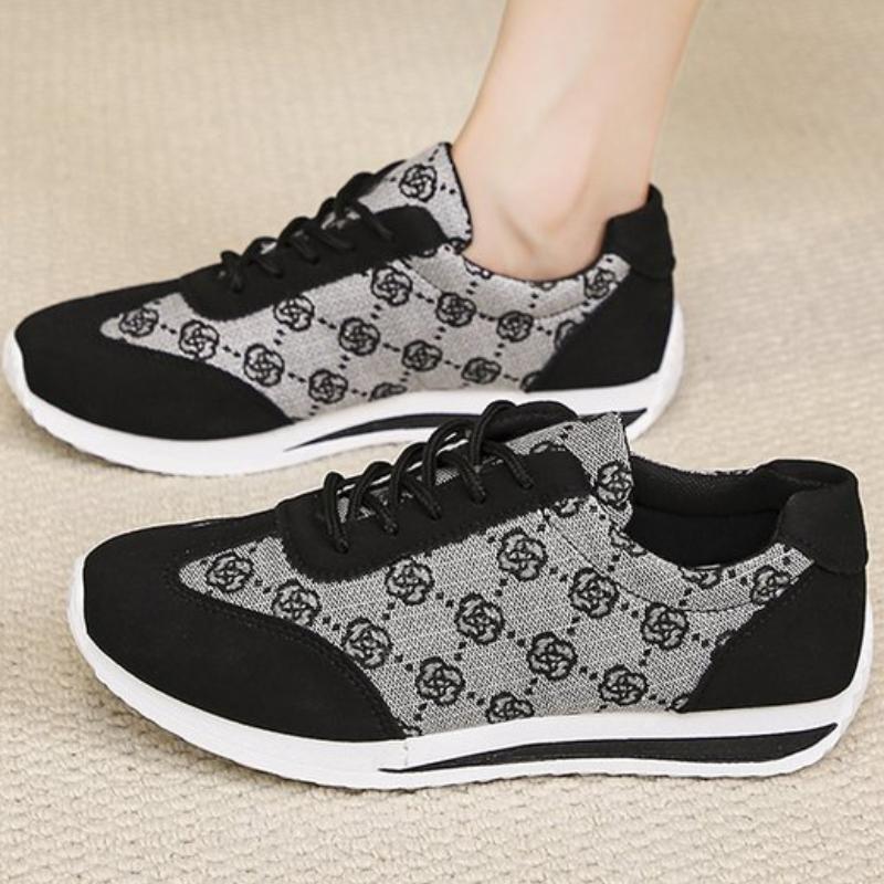 Fashion Women Flats Sneakers Spring Autumn Casual Comfortable Versatile Sneakers Women Fashion Lace Up Breathable Walking Shoes Women