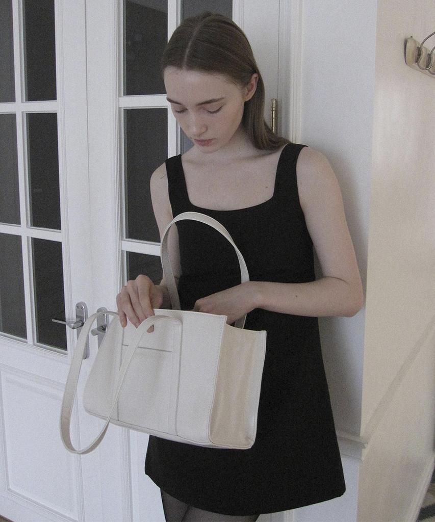 Dumaro Carry Shoulder Bag / Ivory