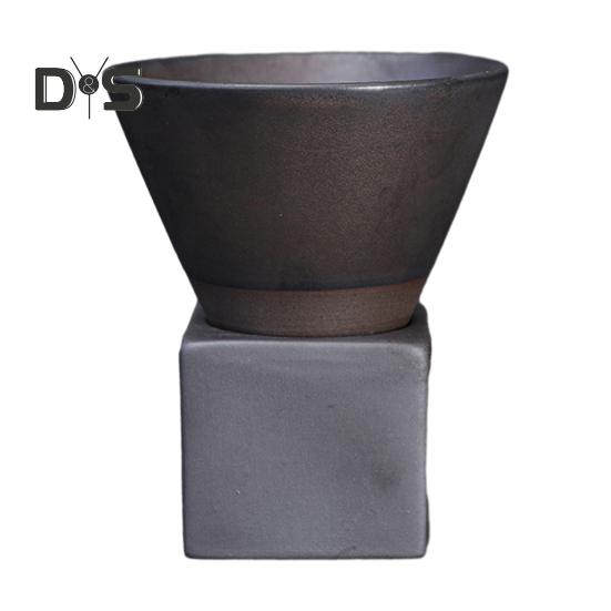 Tazza da caffè a imbuto in ceramica grezza da 200 ml con base Resistente al calore fatta a mano in stile giapponese Latte Cappuccino Tè Espresso Tazza affusolata Regalo di compleanno