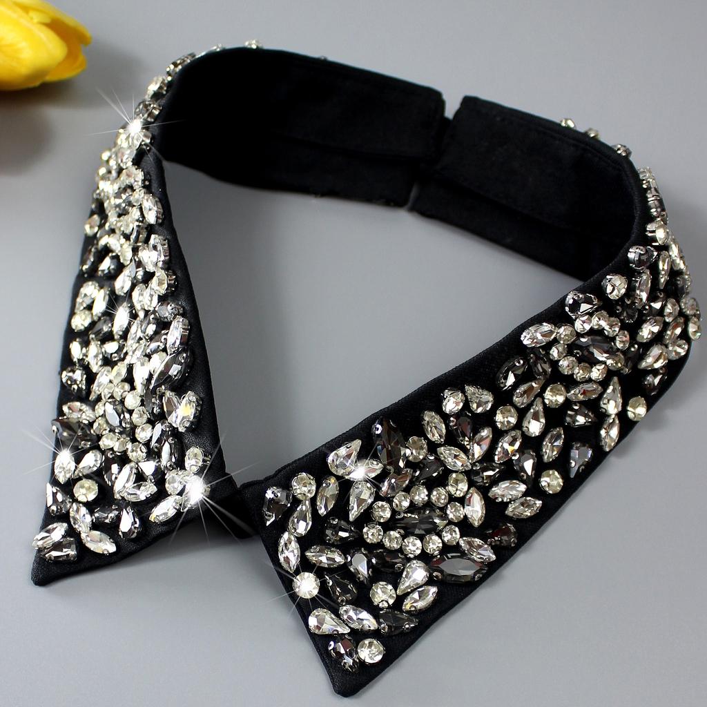 Perfect Match 1 Piece Of Luxurious Hand-Set Rhinestone Fake Collar For Ladies, A Neck Decoration With A Quick-Release Design. This Shiny And D