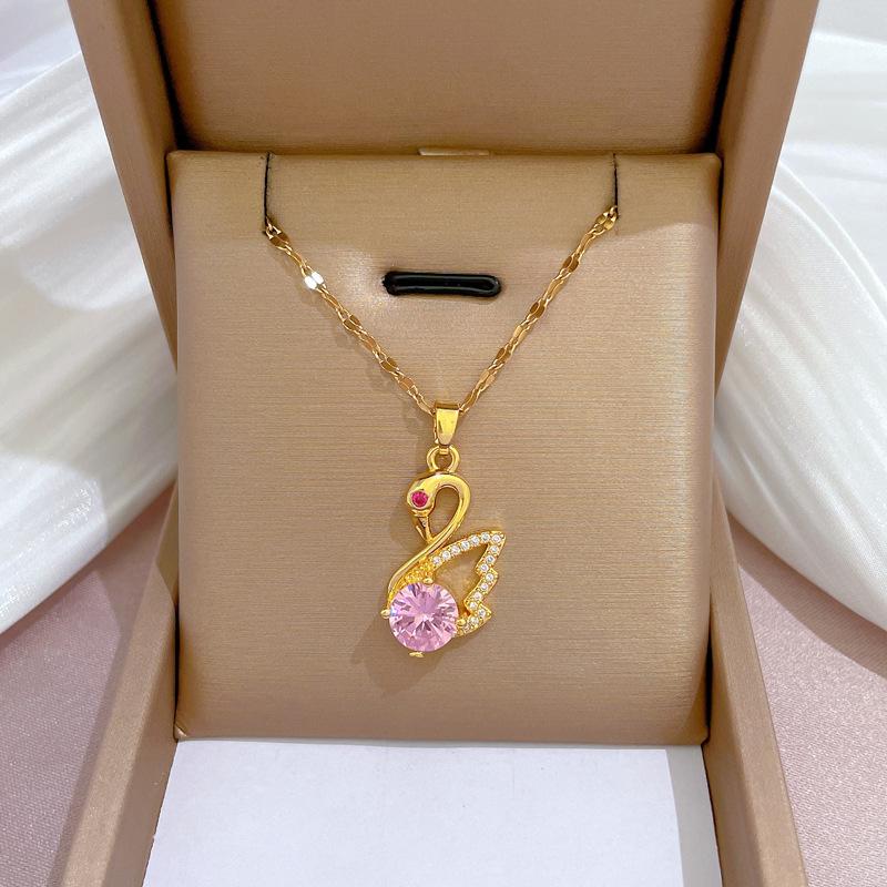 Geometric Popular Elements Luxury Banquet Wedding Necklace Women'S Versatile Clavicle Chain Titanium Steel