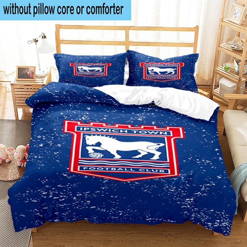 Set Biancheria da Letto con Stemma FC Ipswich 3 Pezzi, Include 1 Copripiumino e 2 Federe Perfetto per Camera da Letto, Dormitorio, Regalo di Natale per Fan