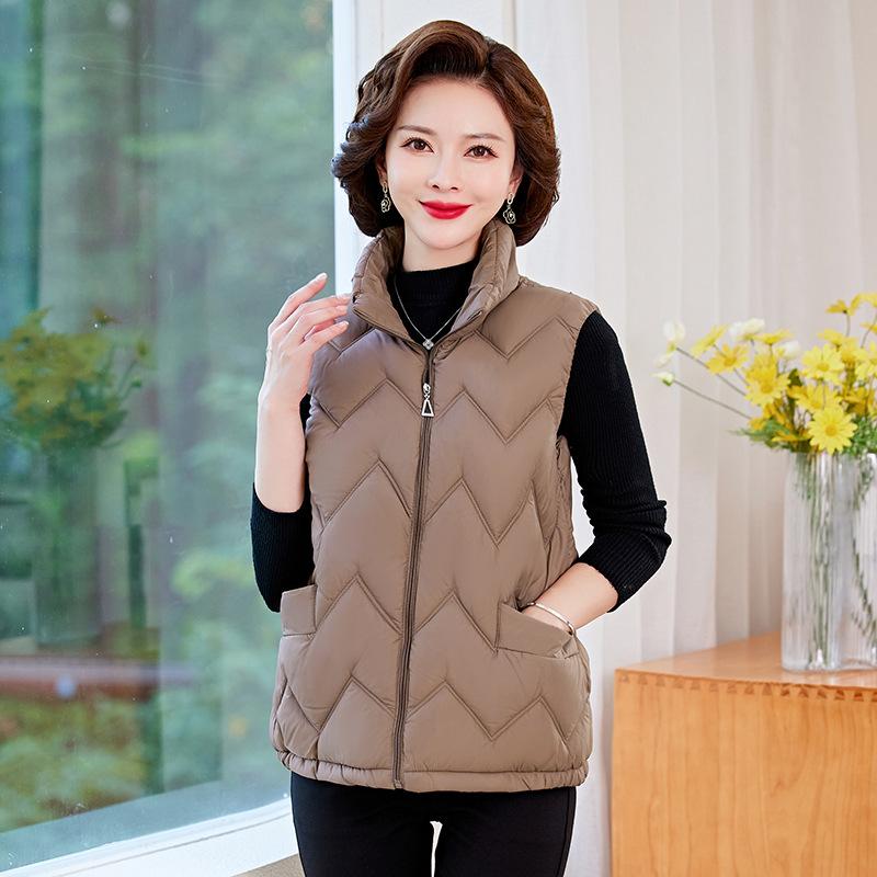 Women's thermal vest winter heating vest autumn middle-aged winter thickened vest large size mother batch