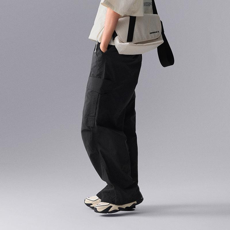 Li Ning CF Su Series Playful Sunscreen Solid Color Elastic Waist Straight Leg Knitted Sports Pants Women bottoms Black AYKU624-1