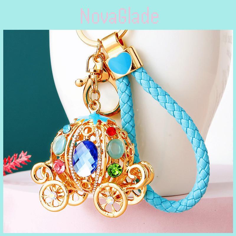 Elegant Cinderella Pumpkin Car Charm Keychain Accessory For Women With Metallic Finish And Colorful Ropes Ideal For Gifts And Special Occasions