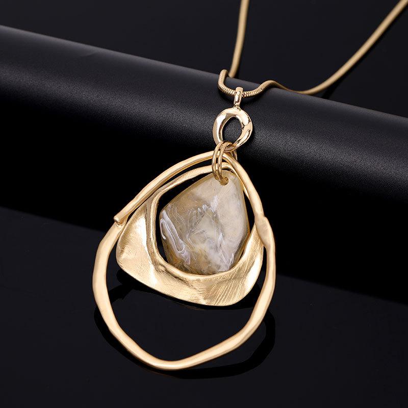 

Necklace Vintage Long Necklace Geometric Resin Metal Ladies Sweater Chain