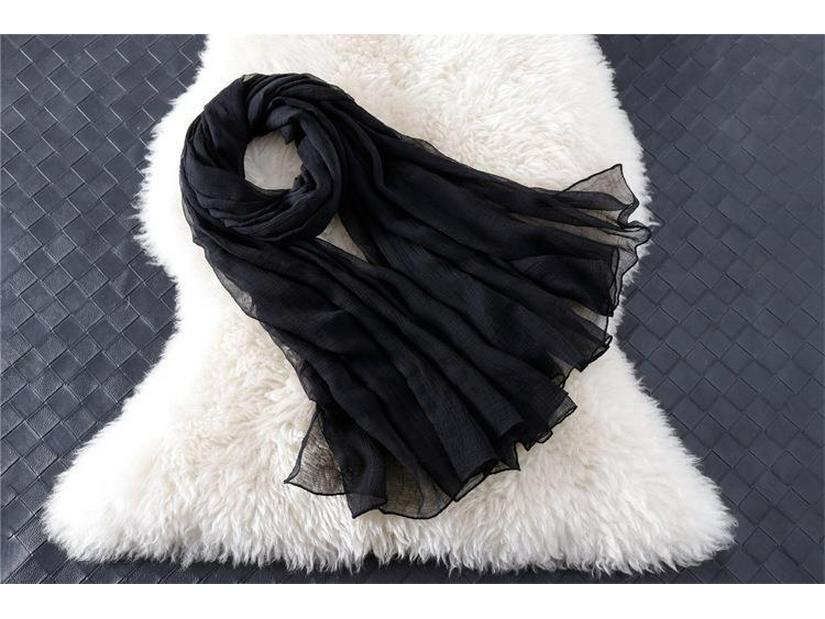 Eșarfă de mătase imitație model crocodil: Șal de plajă și prosop de protecție solară în stil coreean pentru femei