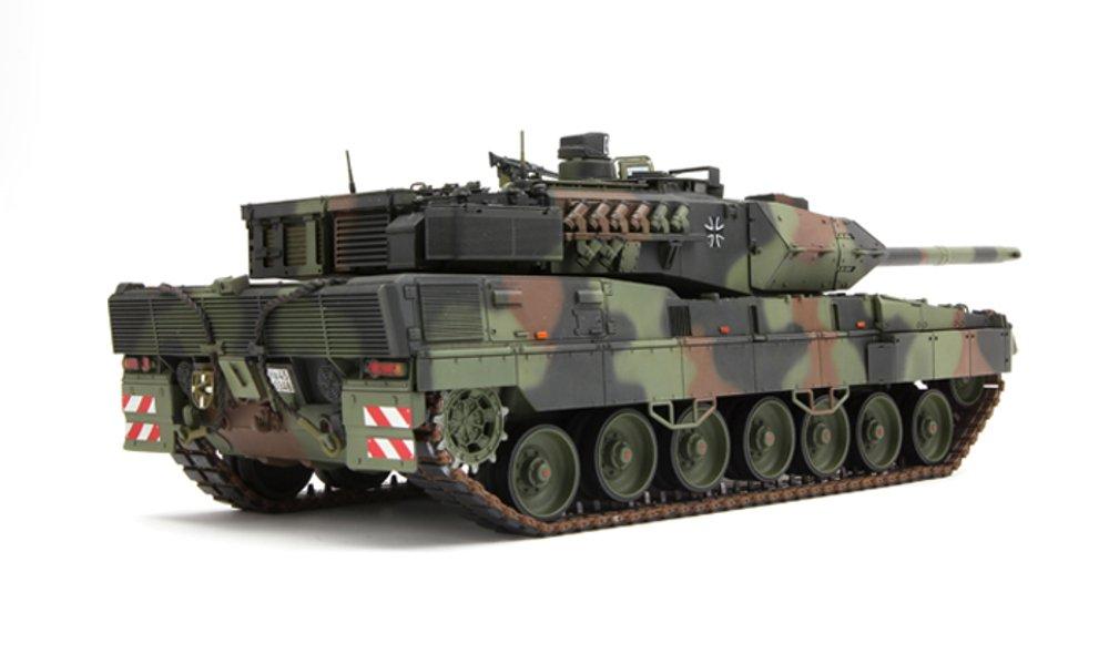 Meng Model German Army German Main Battle Tank Leopard 2 A7 Plastic Model MTS027 1/35