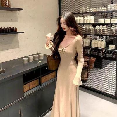 French Gentle Solid Color Long Dress Women's Autumn Skinny Waist V-Neck Kink Long Sleeve Niche Skirt