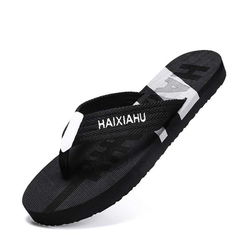 Summer New Lightweight Rubber Woven Slippers Fashion Casual Outdoor Sandals Breathable Non-slip Beach Shoes for Men