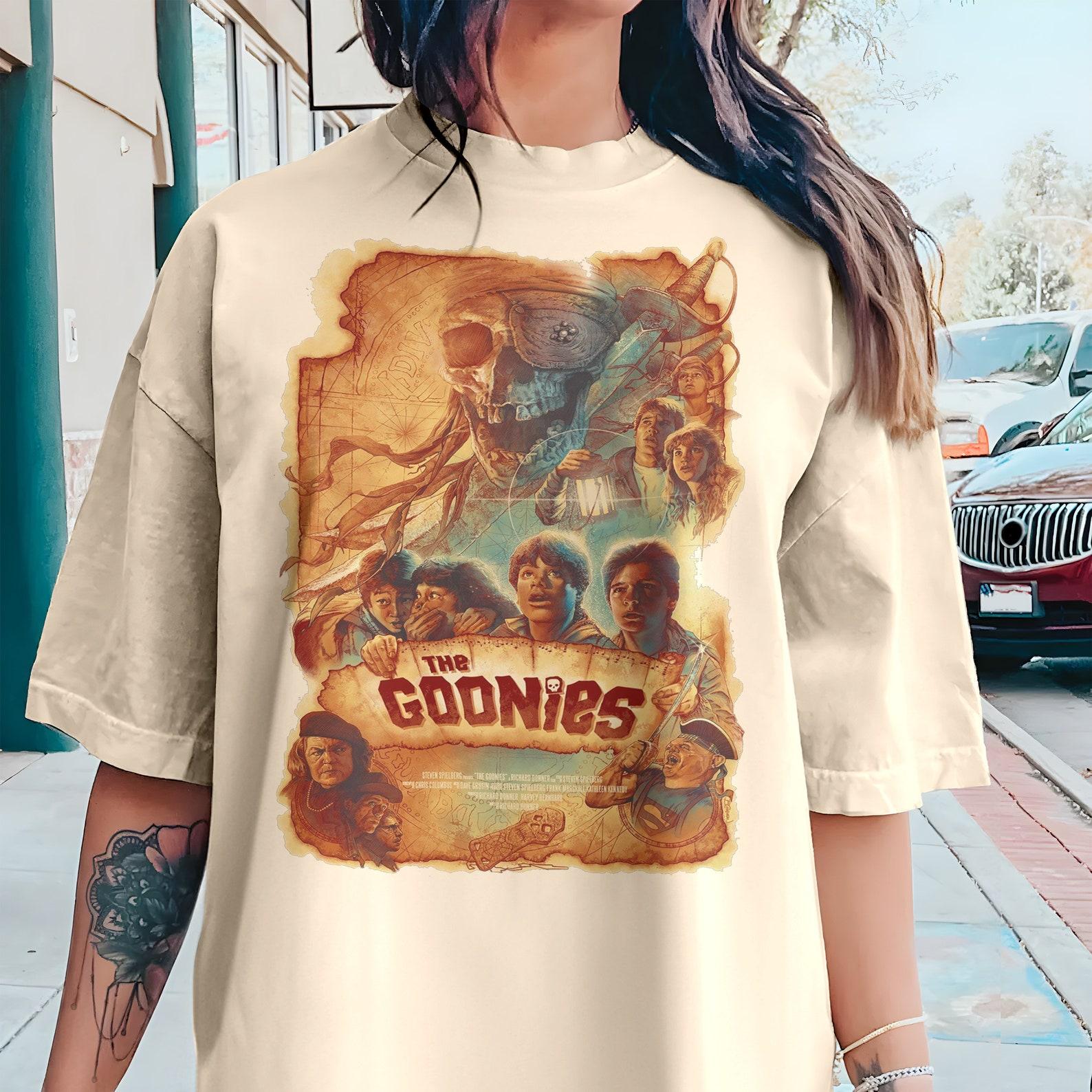 The Goonies V1 Movie Poster Classic Movie Unisex T-Shirt all sizes S-5XL S