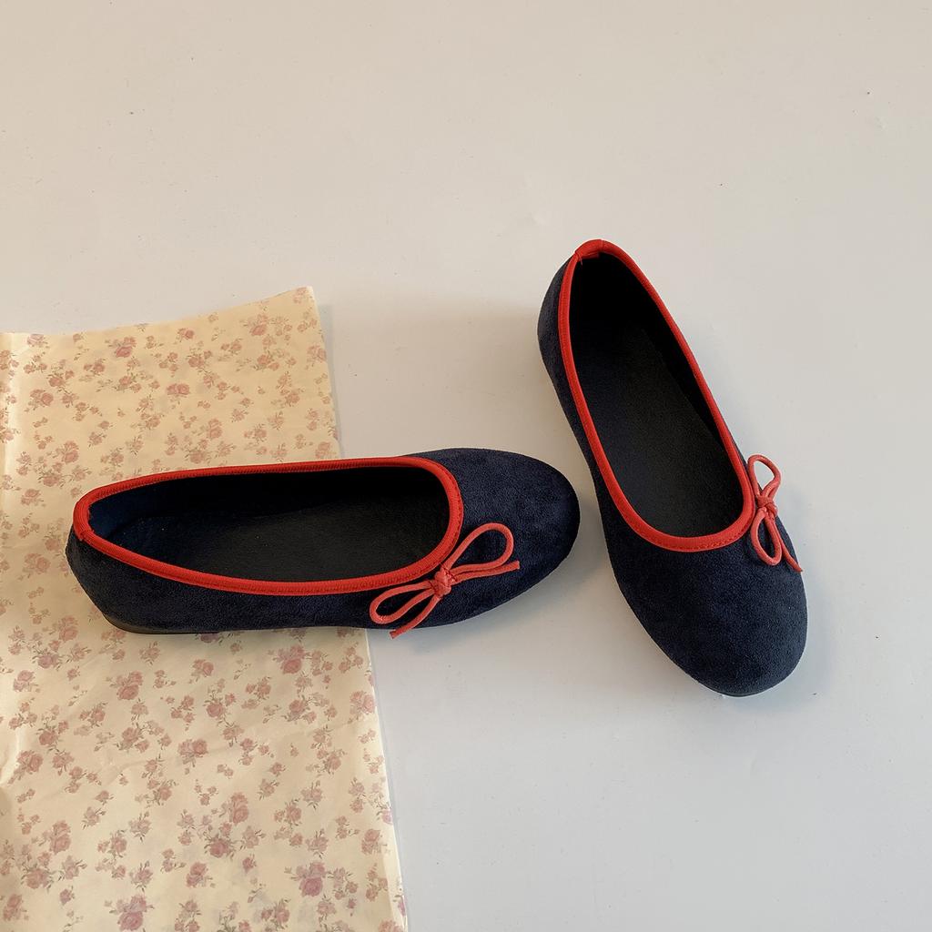 Retro versatile silver French flat-bottomed light-mouth single shoes women's 2025 new autumn skirt soft-soled Mary Jane shoes