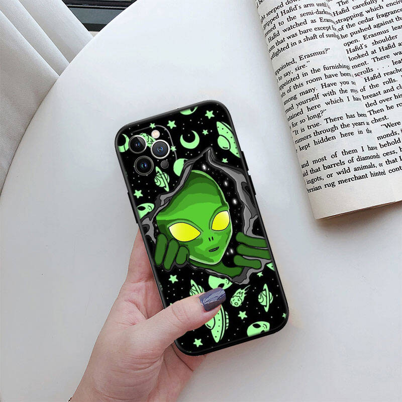 MH140 Space Alien UFO Phone Shell Case for iPhone 7 8 11 12 13 14 15 16 17 16E XS Pro Max XR X SE Air