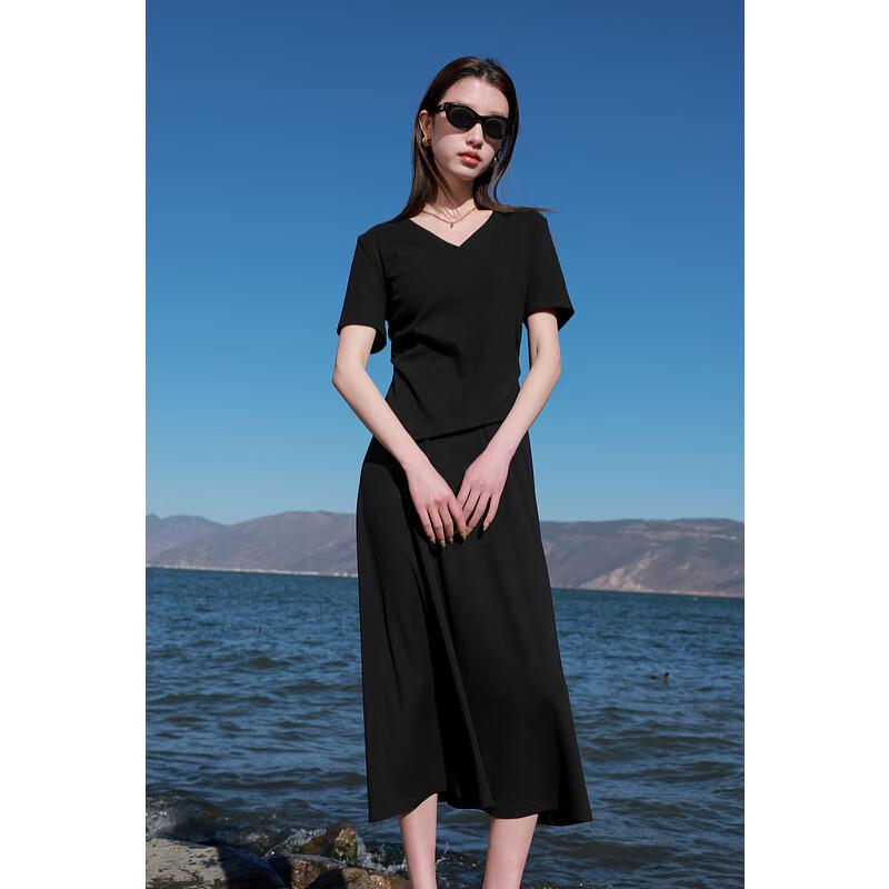 Women's Plus Size V-Neck Asymmetric Slim-Fit T-Shirt