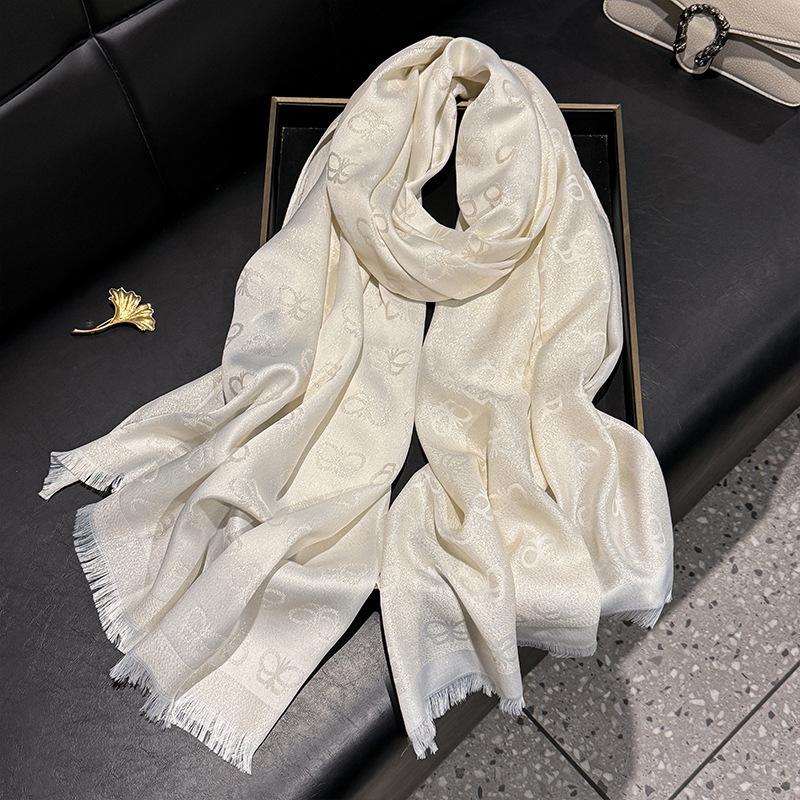 Ny Imiteret Silke Moteabel Elegant High-end Langt Silkeskjerf Kort Skjegg Sjal Langt Skjerf Elastisk Bomull Gull Silkeskjerf