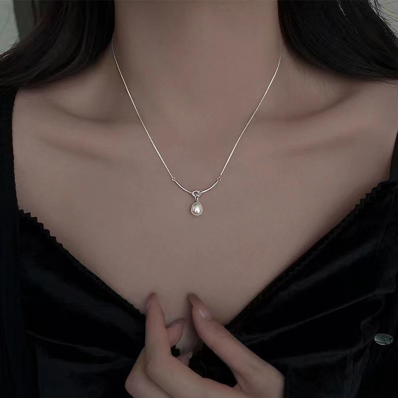 925 Sterling Silver Pearl Clavicle Necklace - 2023 New Arrival, Stylish Luxury for Women