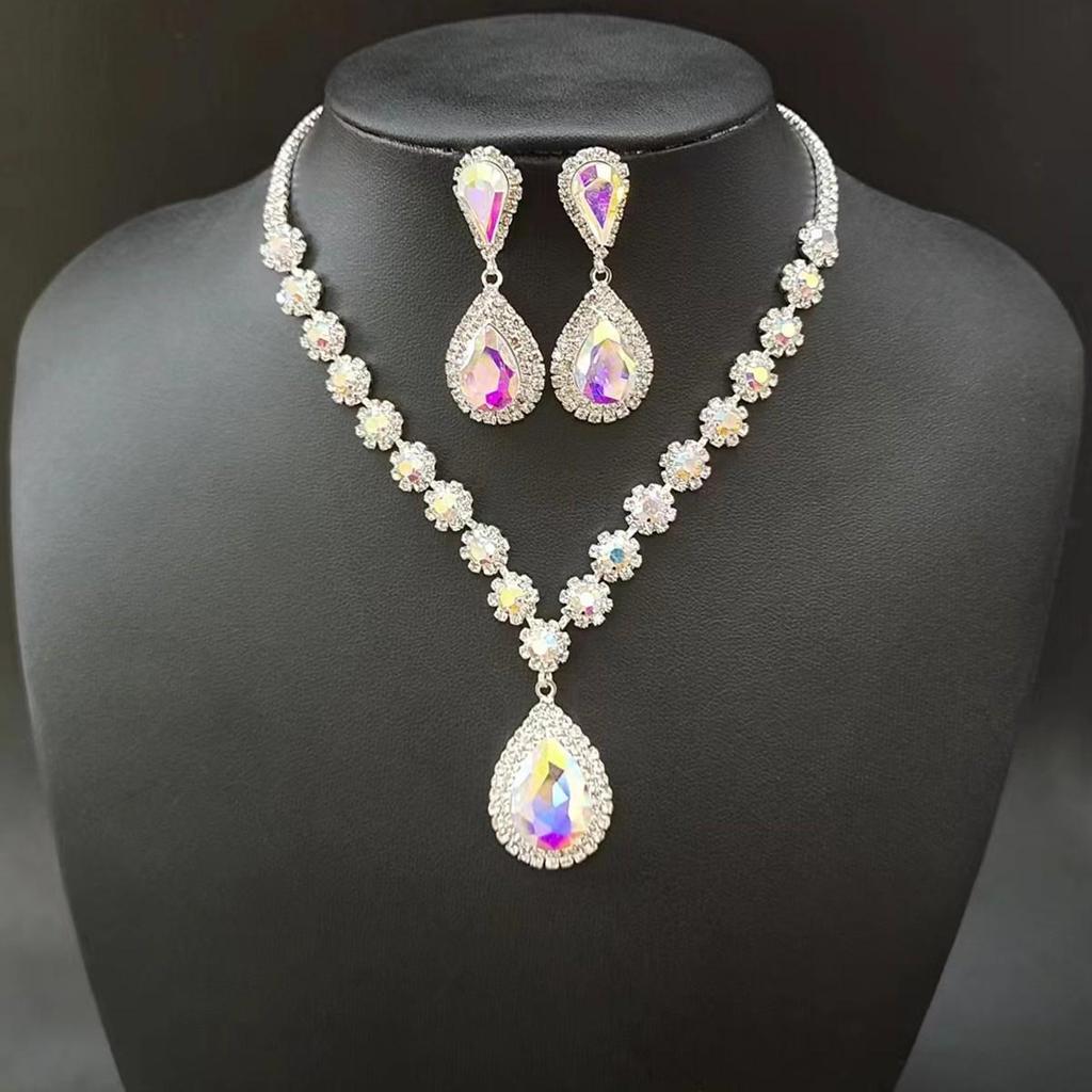 Elegant European & American Alloy Necklace Set - Versatile Bridal & Evening Jewelry
