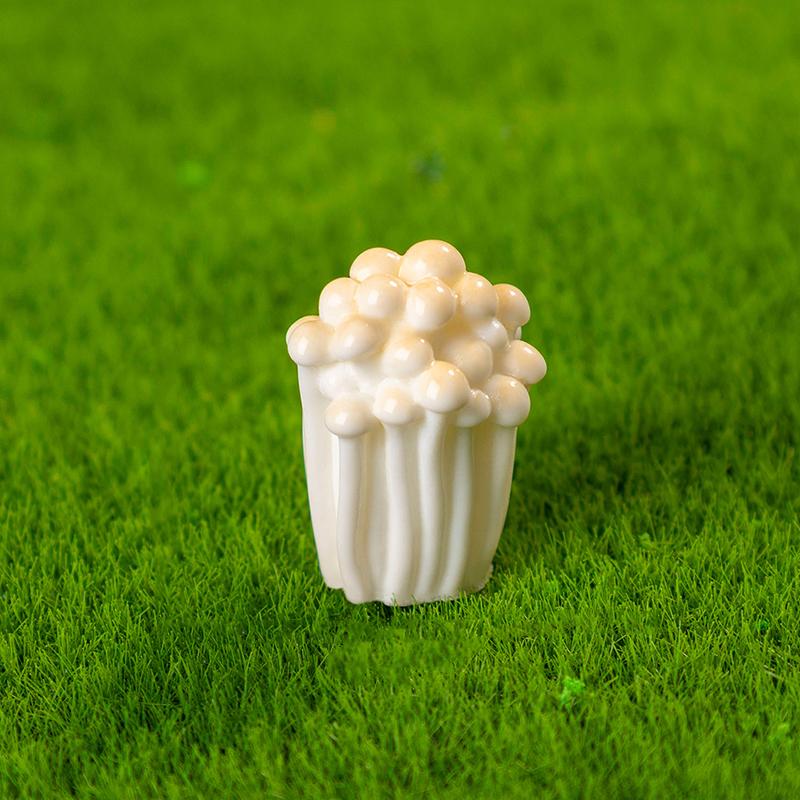 10pcs Mini Ornaments DIY Resin Mushroom Ornaments Cute Simulation Mushroom Black Fungus 11 Styles