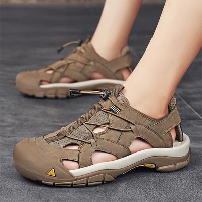 Herren Sandalen Obermaterial aus Top-Rindleder Ausgehöhlt Runde Zehenpartie Outdoor Strand Walking Rutschfest Langlebig Sommer Strand Schuhe Verstellbare Schnalle