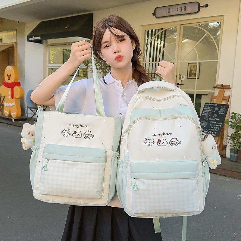 Lightweight and largecapacity backpack, new Japanese ins, highvalue, fresh and sweet plaid, junior high school schoolbag.