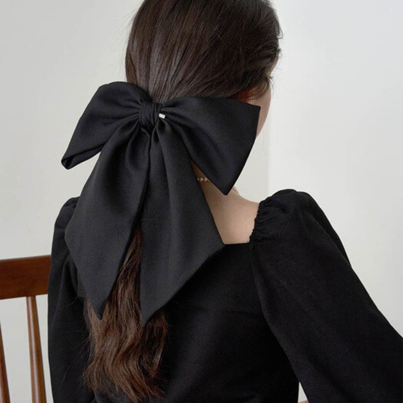 

Jean Paul Clarisse Big Tail Ribbon Auto Pin JP-23-244AB ivory