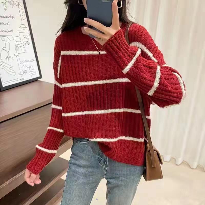 Spring and Autumn Women's Striped Sweater Top Knitted Sweater Round Neck Women's Clothing