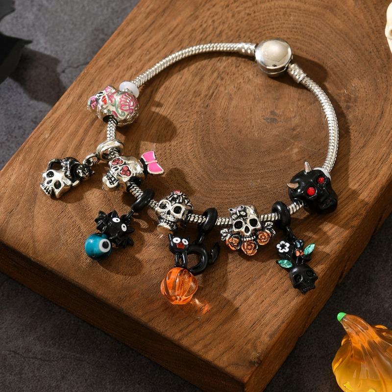 Halloween pumpkin bracelets, ornaments, jewelry, women's castle dripping oil personalized metal bracelets