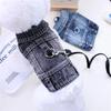 Giacca da Cowboy alla Moda per Cani Abbigliamento in Denim Primaverile per Cani Gilet Abbigliamento per Cuccioli Cani Chihuahua Yorkies Jeans Casual Cappotto per Animali Costumi