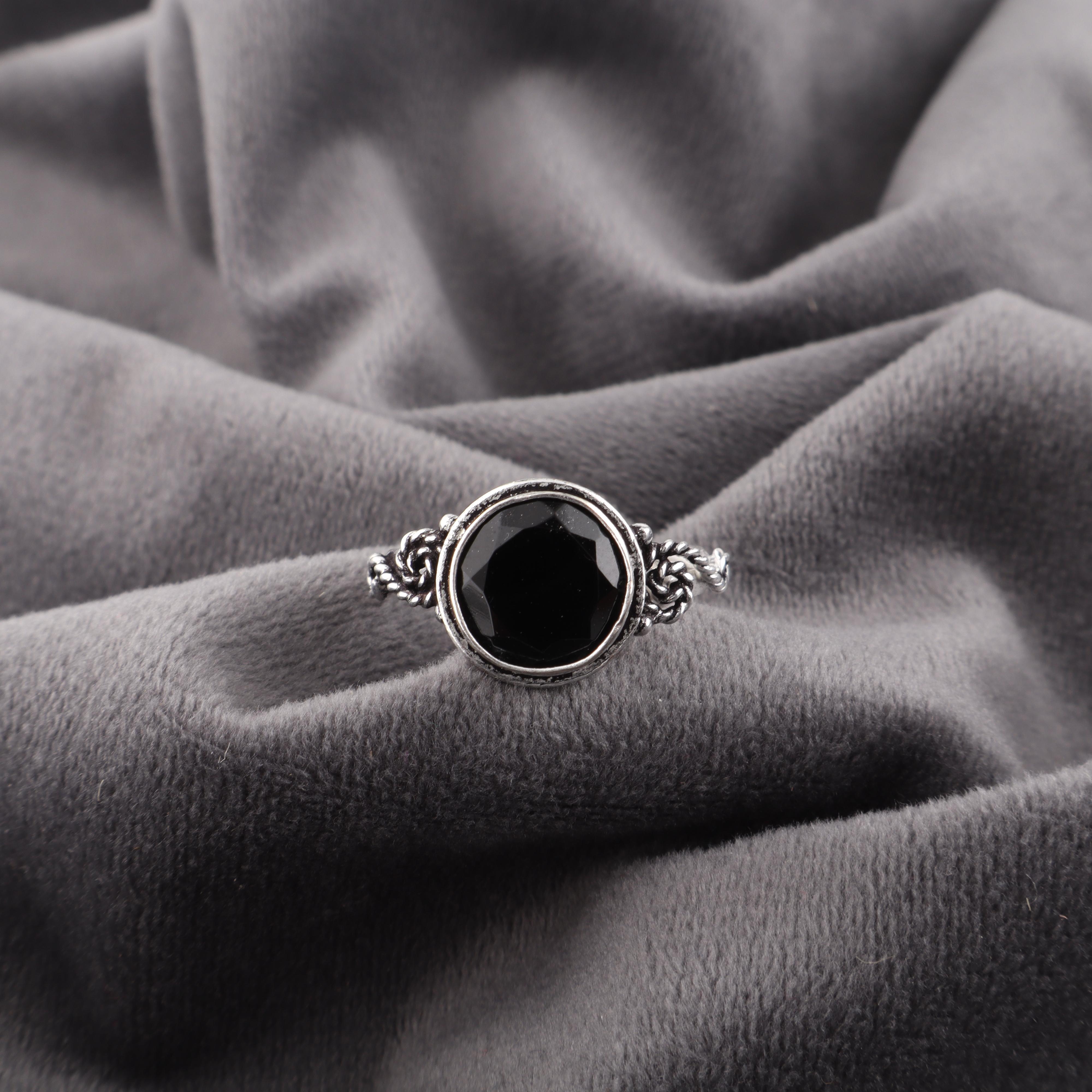 

Dainty Black Onyx 925 Solid Sterling Silver Ring , Handmade Balancing Gemstone Jewelry Ring For Memorial Day 12 чорний
