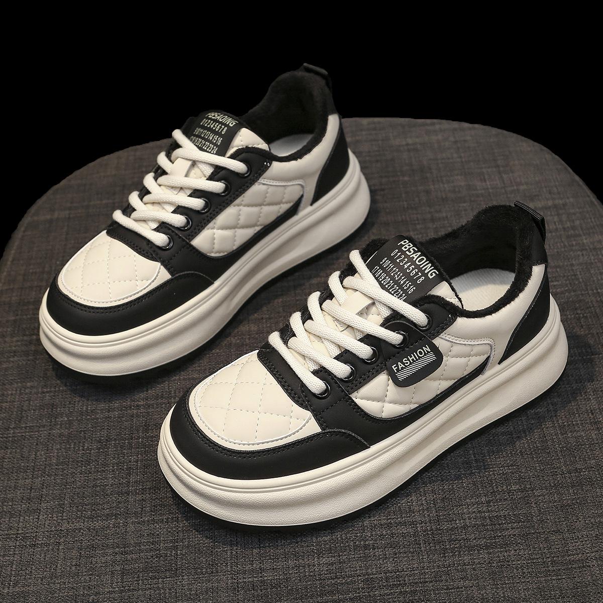 

бархатные маленькие белые туфли на толстой подошве женские осень-зима 2025 новая модель на мягкой подошве универсальные теплые двухслойные хлопковые туфли повседневная спортивная женская обувь 40 чёрный