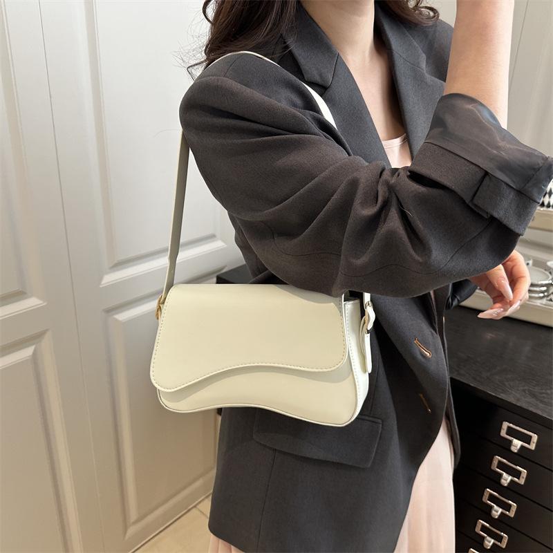 Solid Color Simple Flip Magnetic Buckle Casual Crossbody Underarm Shoulder Small Square Women Bag