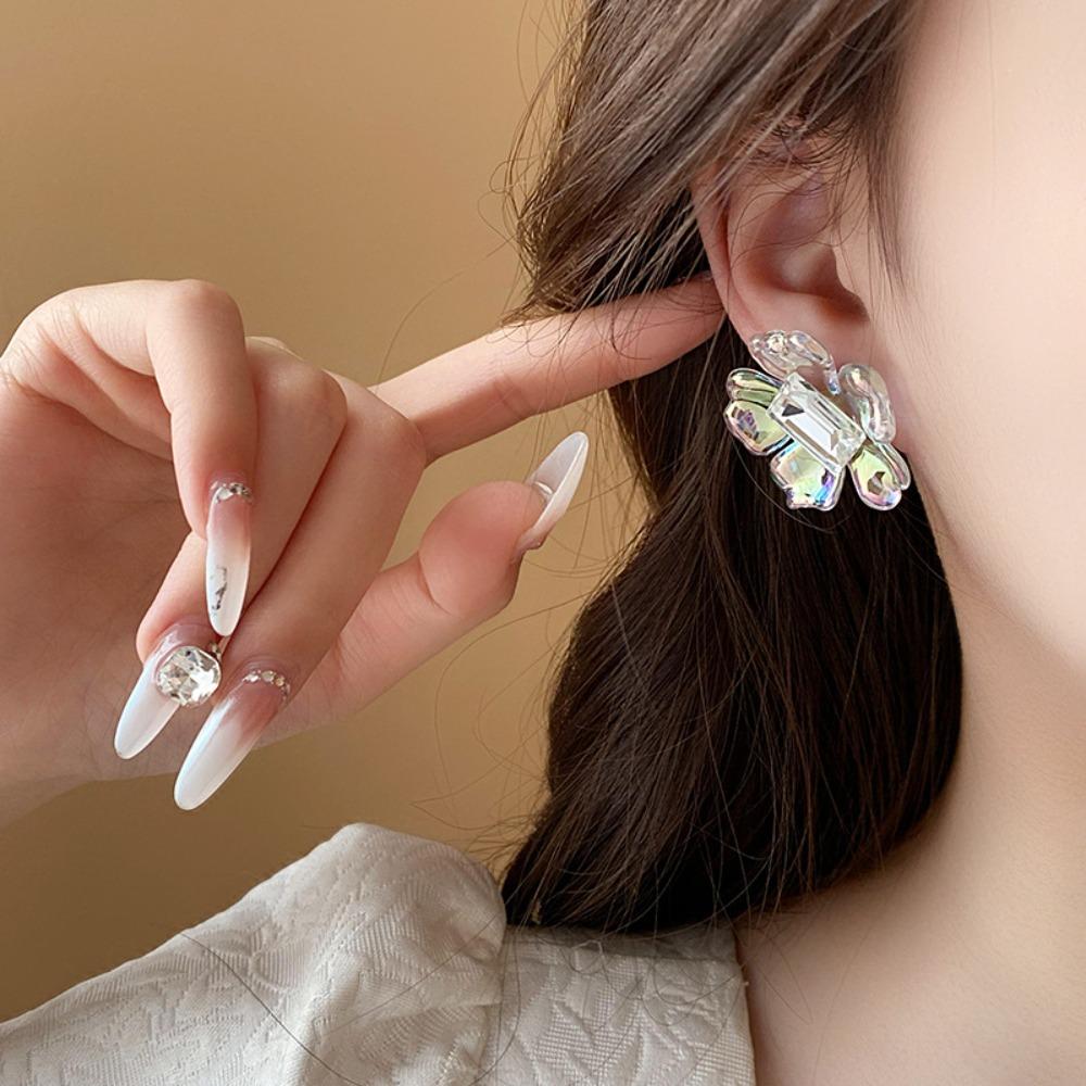 

Aurora Flower Ear Studs Korean Fashion Jewelry Flower Ear Hook Flower Earrings Outdoor белый